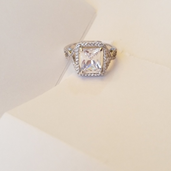 Look! - Picture 2 of 5